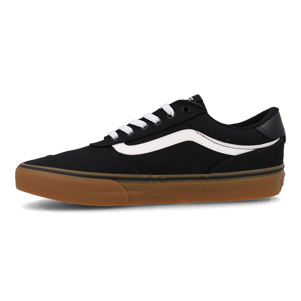Vista lateral do Tênis Vans Casual Brooklyn LS Masculino Preto mostrando detalhes do cabedal e cadarço